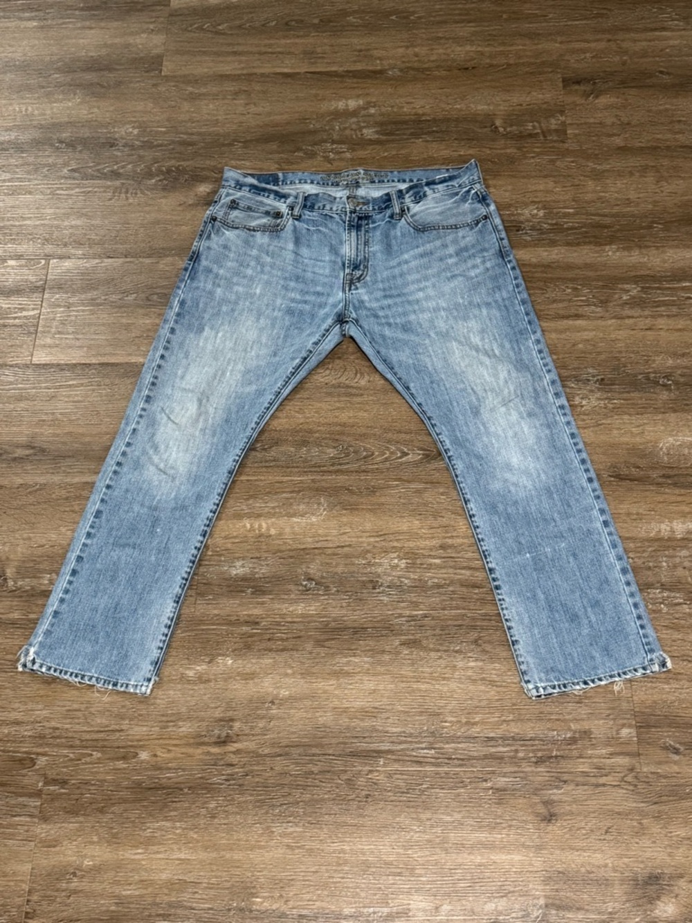 American Eagle Outfitters Light Wash Slim Jeans